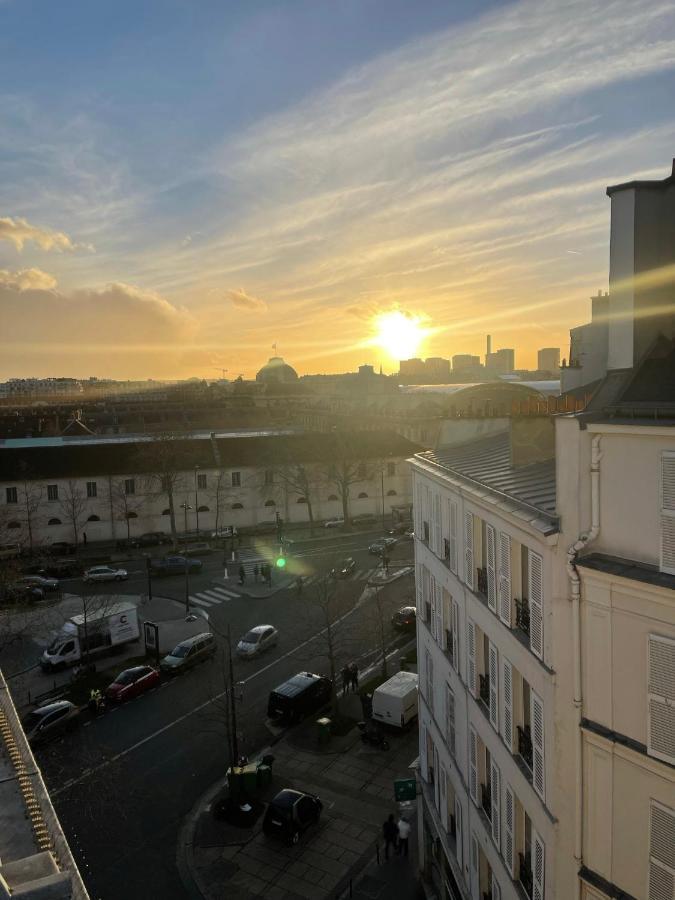 Tour Effeil - Ecole Militaire - Invalides Apartment Paris Luaran gambar
